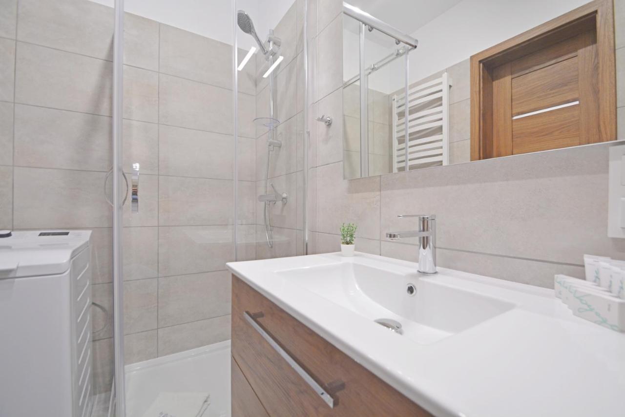 Apartamenty Bryza - Apartament Sun Towers 27 ชวีโนวิชแจ ภายนอก รูปภาพ