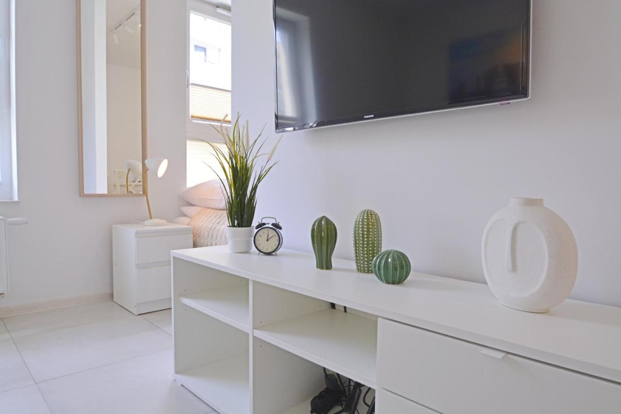 Apartamenty Bryza - Apartament Sun Towers 27 ชวีโนวิชแจ ภายนอก รูปภาพ
